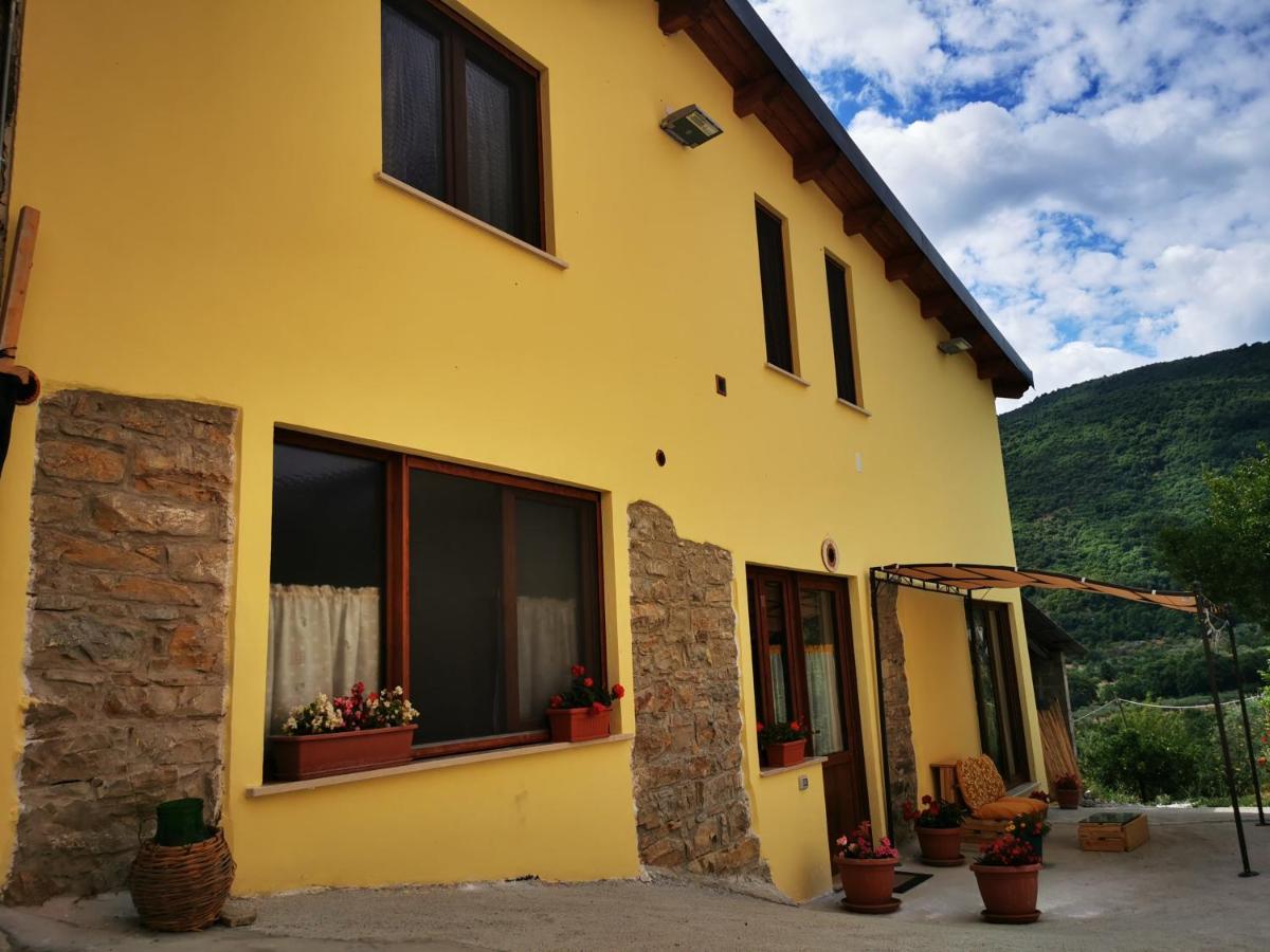 Agriturismo B&B Il Girasole Roccadaspide Eksteriør bilde