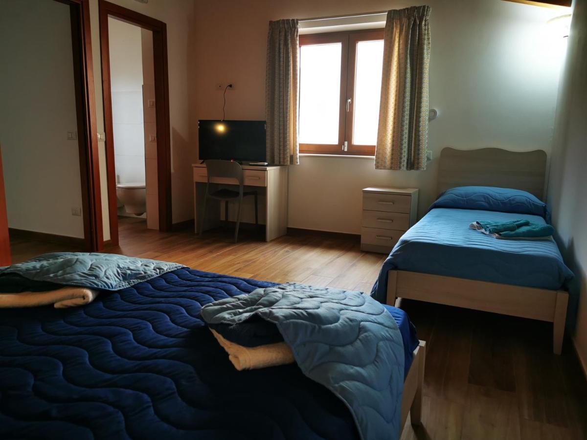 Agriturismo B&B Il Girasole Roccadaspide Eksteriør bilde