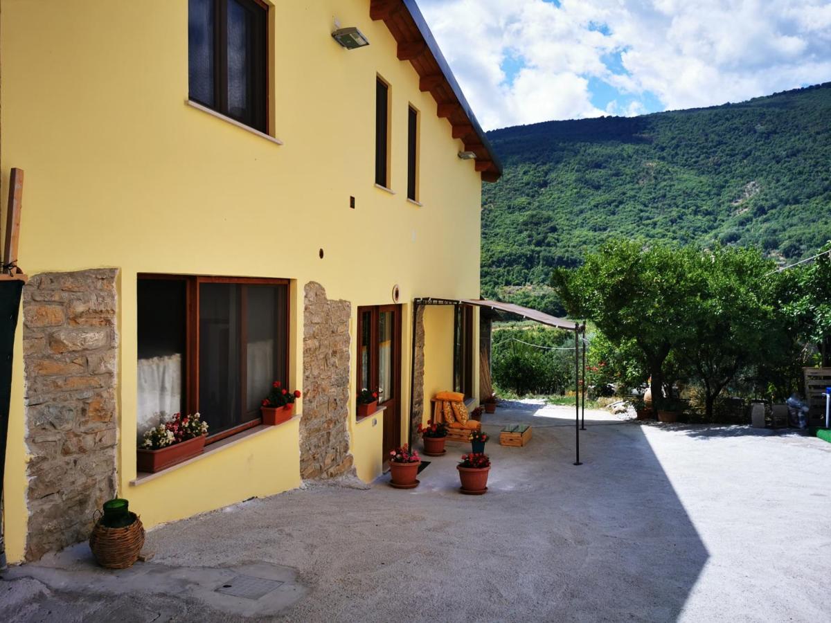 Agriturismo B&B Il Girasole Roccadaspide Eksteriør bilde