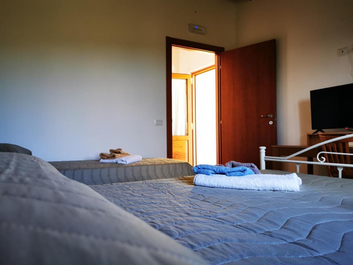 Agriturismo B&B Il Girasole Roccadaspide Eksteriør bilde
