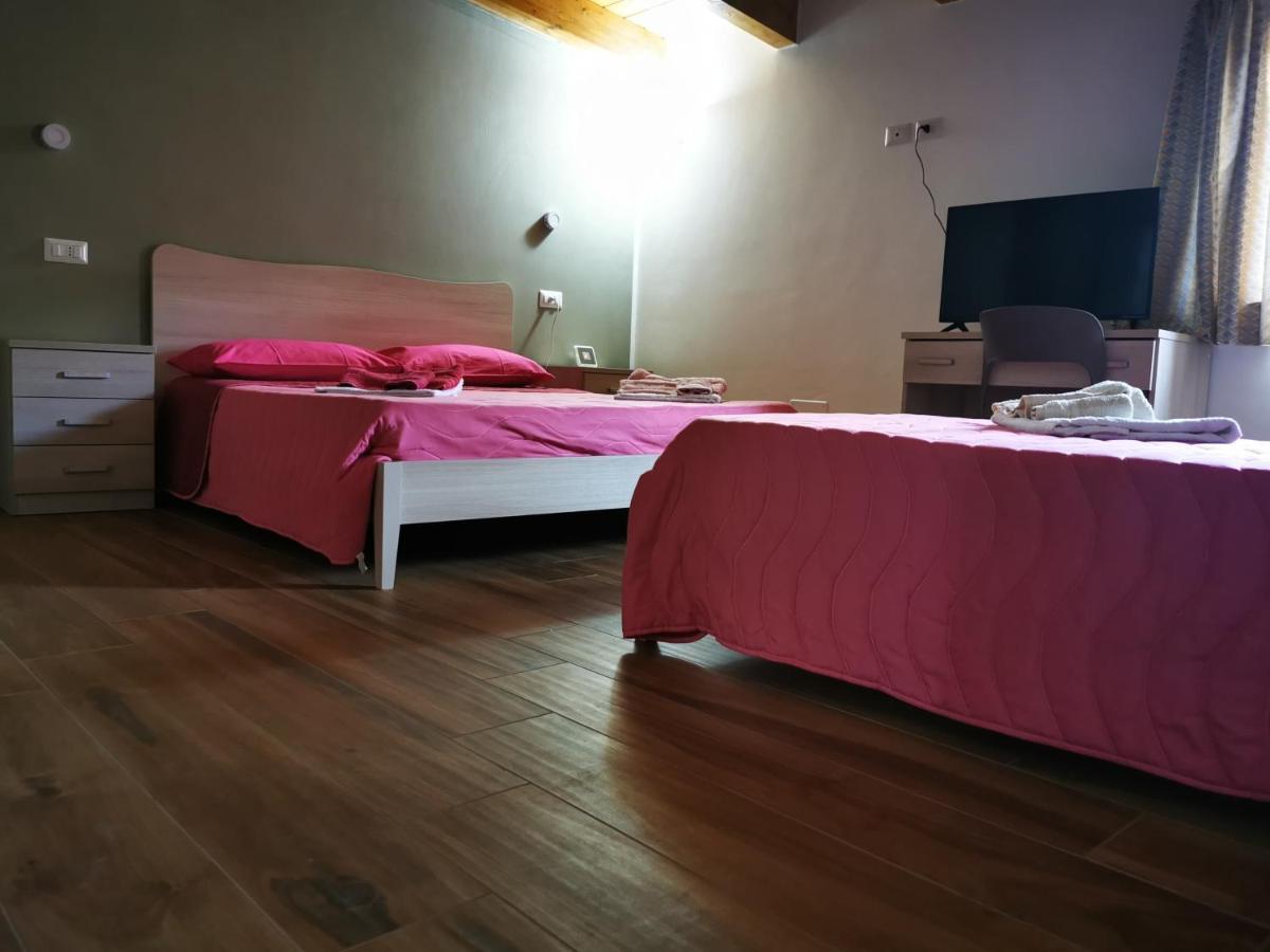 Agriturismo B&B Il Girasole Roccadaspide Eksteriør bilde