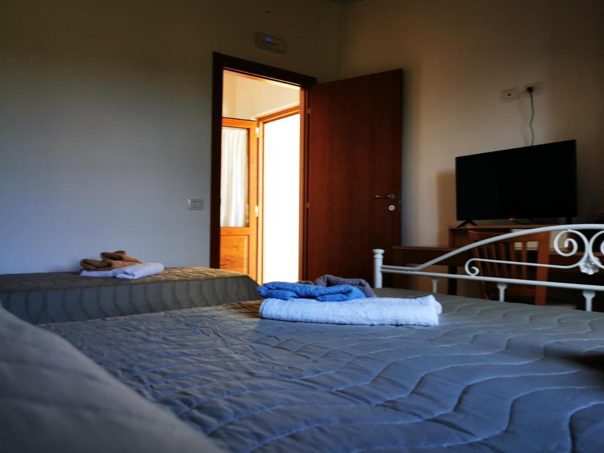 Agriturismo B&B Il Girasole Roccadaspide Eksteriør bilde